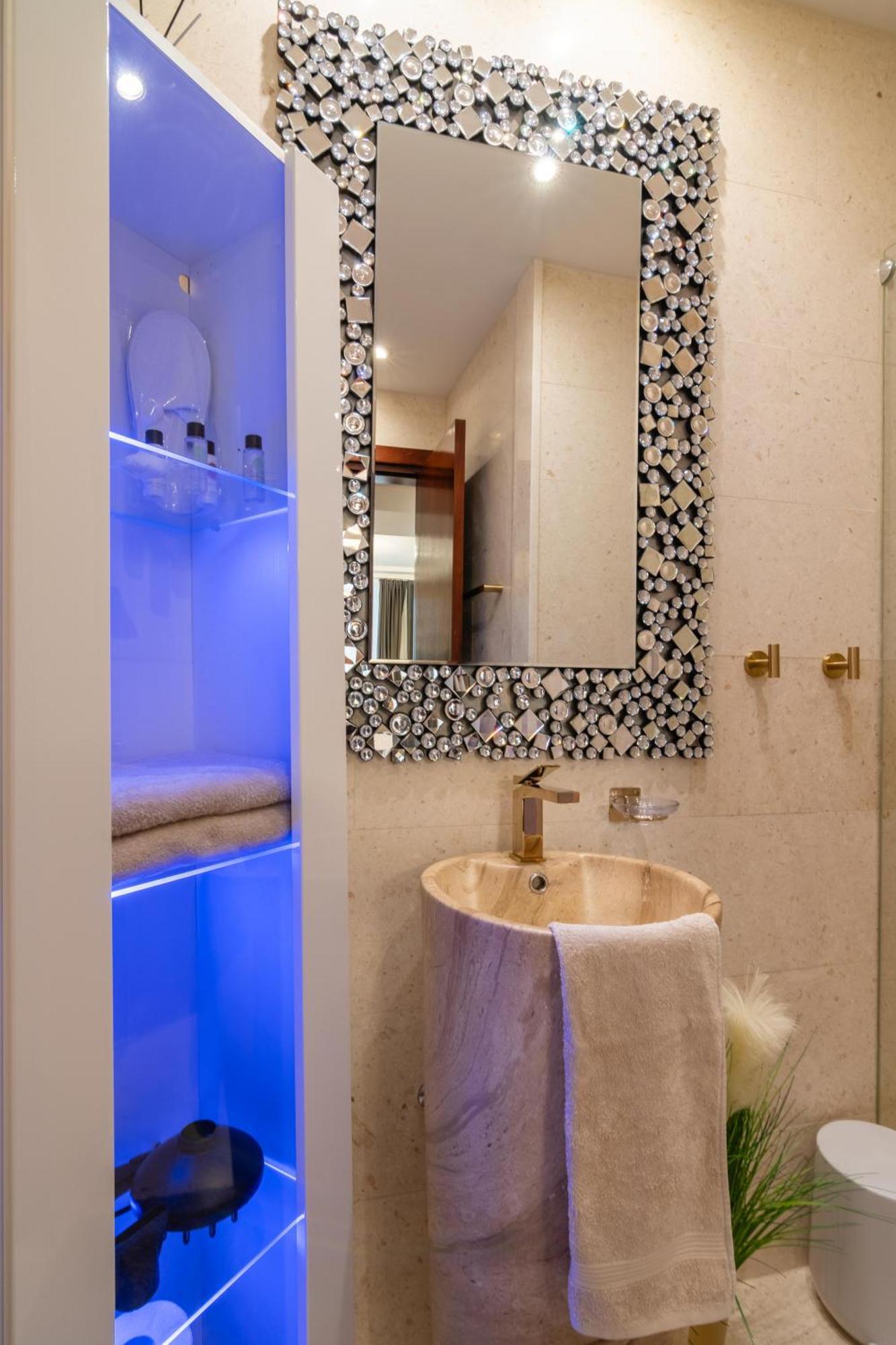 Vip Gold Room Pag Town Kültér fotó
